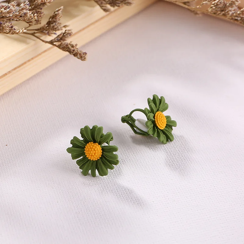 

Korea Fashion Earrings 2021 Fashion Trend Sunflower Women's Earring Clip Earrings Earrings Without Ear Holes Gift Jewelry Stud