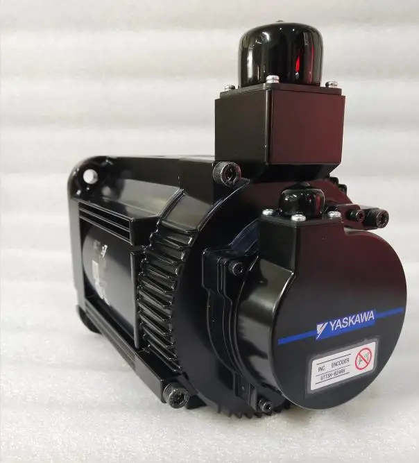 

Original Yaskawa Servo Motor SGM7A-30AFA61+SGD7S-200A00B202 For Injection Moulding Machine