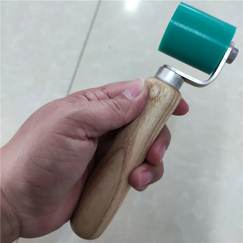 Силиконовый ручной ролик Rayma 40 мм устойчивый к высоким температурам шовный