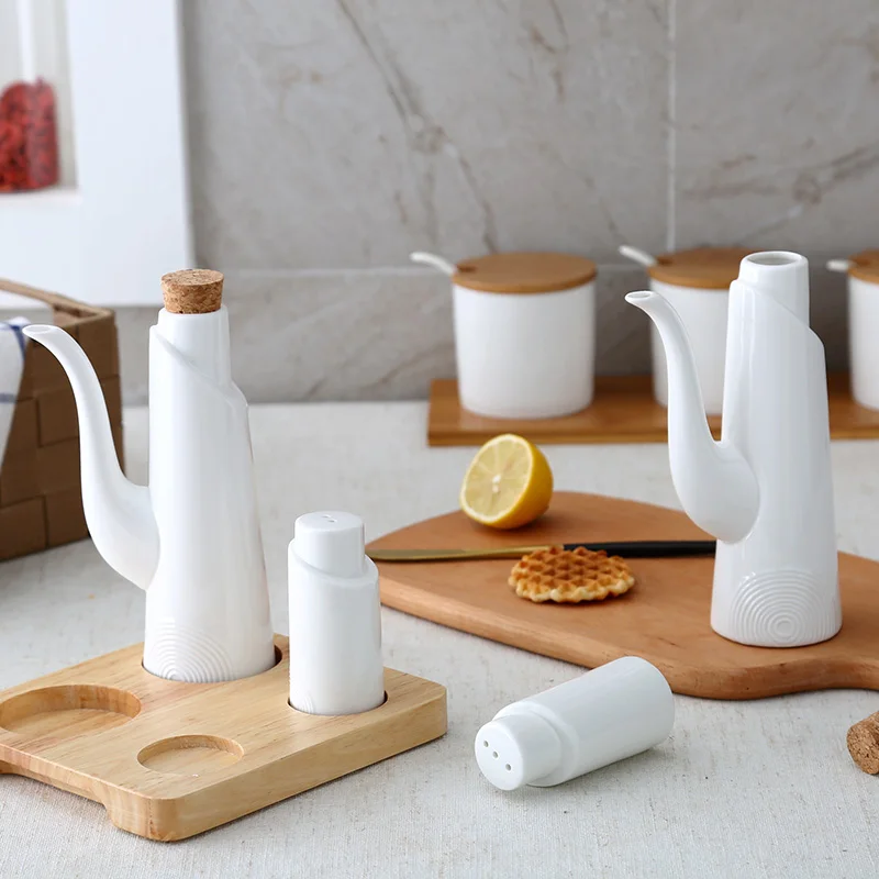 Ceramic Salt Pepper Oil Bottle Set Japan Style Porcelain Olive Soy Seasoning Home Oil Vinegar Bottles Kitchen Cooking Tools