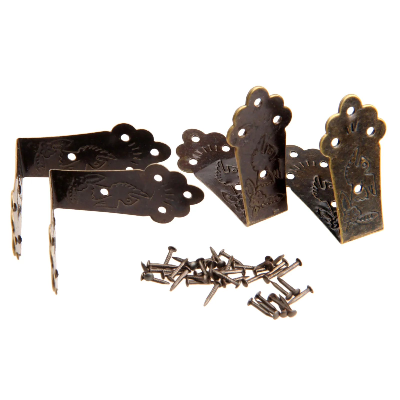 

4Pcs Antique Furniture Fittings Vintage Metal Decorative Corner Bracket for Chest Case Box Corner Protector for Furniture Home