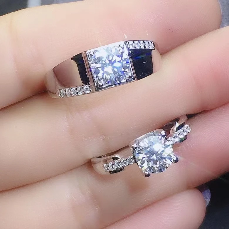 Обручальное кольцо с бриллиантом 1 карат из серебра 925 пробы