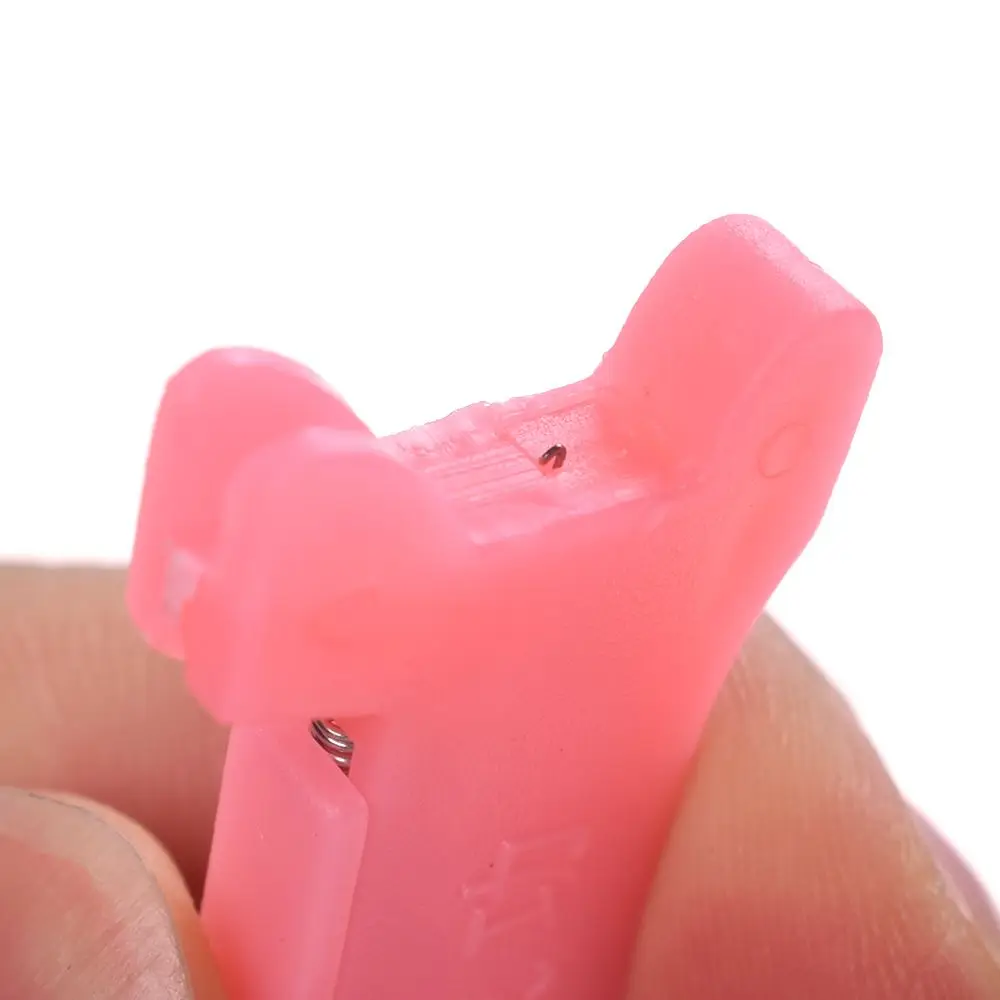 1 шт. лошадь Форма Нитевдеватель Пластик Карамельный Цвет Автоматическая легкая