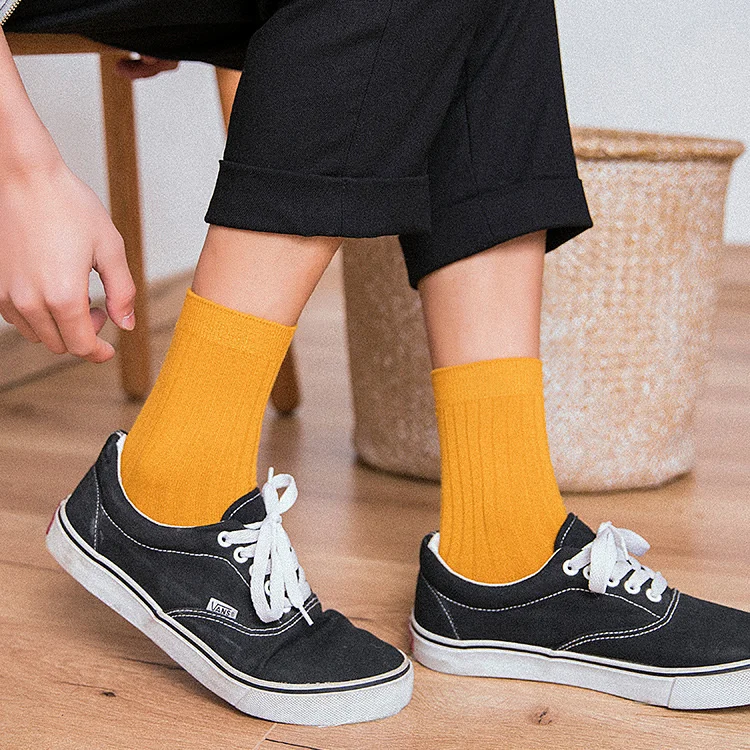 

Men's Cotton Socks Business Socks Warm Socks Breathable Autumn and Winter Men's Gifts Sports Socks Solid Color Comfortable