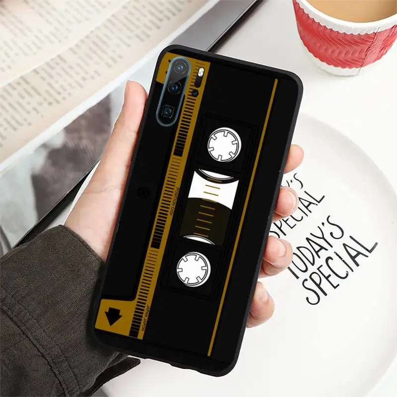 

Retro Cassette Tape Phone Case For Huawei honor Mate P 9 10 20 30 40 Pro 10i 7 8 a x Lite nova 5t