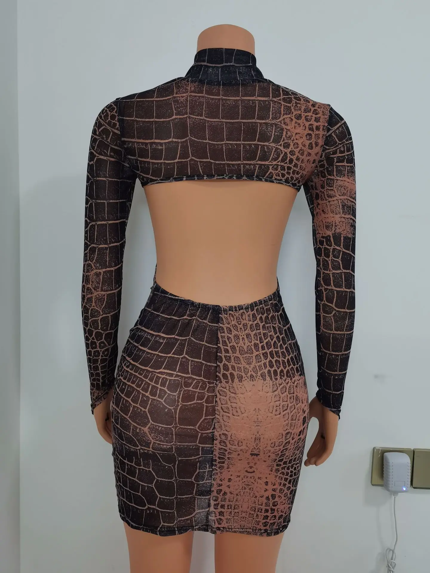 

Adogirl Sexy Mesh Long Sleeves Backless Mini Bodycon Dress Woman Stand Neck See Through Leopard Printed Dresses Night Club Wear