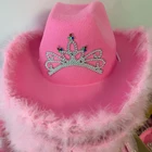 Шляпа Cowgirl в розовом цвете с перьями, сделано из шерсти, фетровая, декорированная тиара