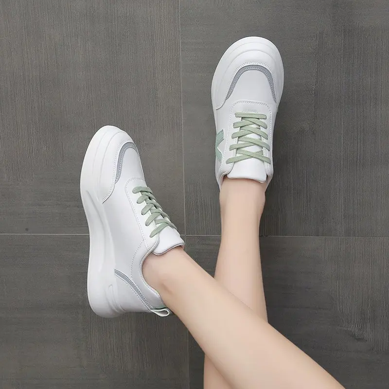 

Women Brand Outdoor Running Shoes Breathable Sneakers Training Running Shoes Ladies Girls Students Sport Fitness Trainers Shoes