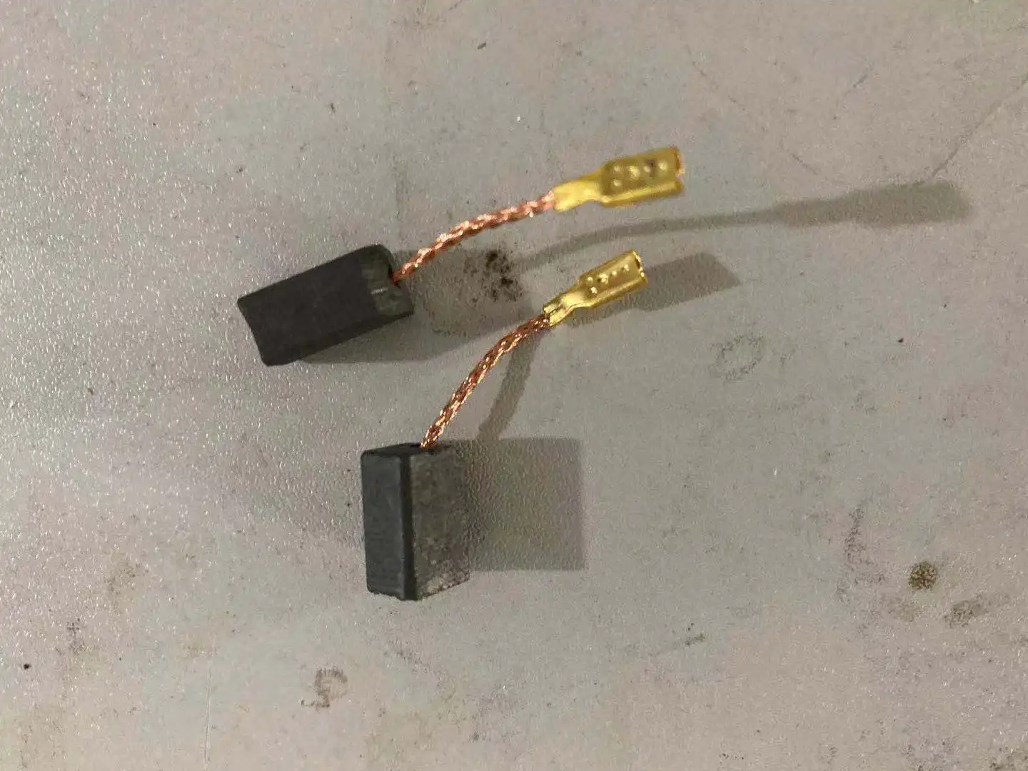 Карбоновые щетки электроинструмент угловой шлифовальный станок 13 6x7 8x6 3 мм 10