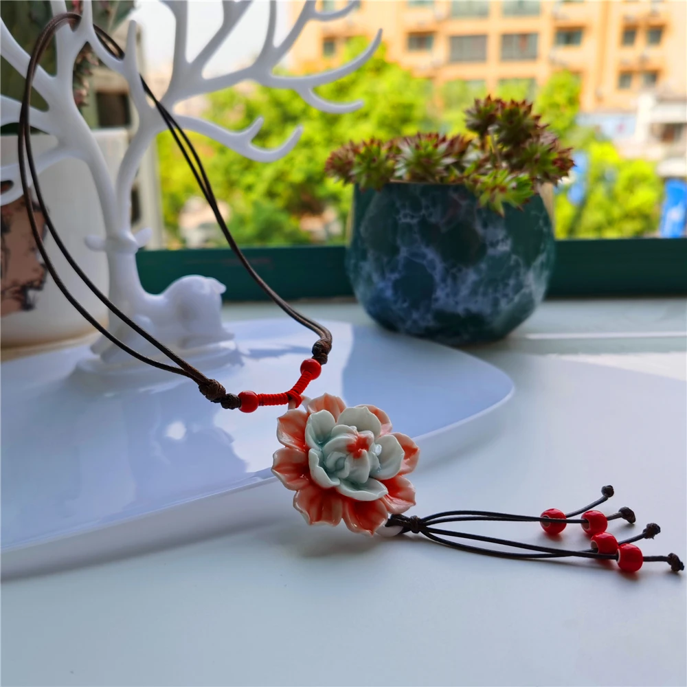 Женское ювелирное изделие керамическое ожерелье с подвеской ручная работа