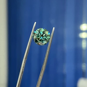 Meisidian Newest Color VVS1 3 Karat 9mm Blue Malachite Green Moissanite Diamond Price Per Carat