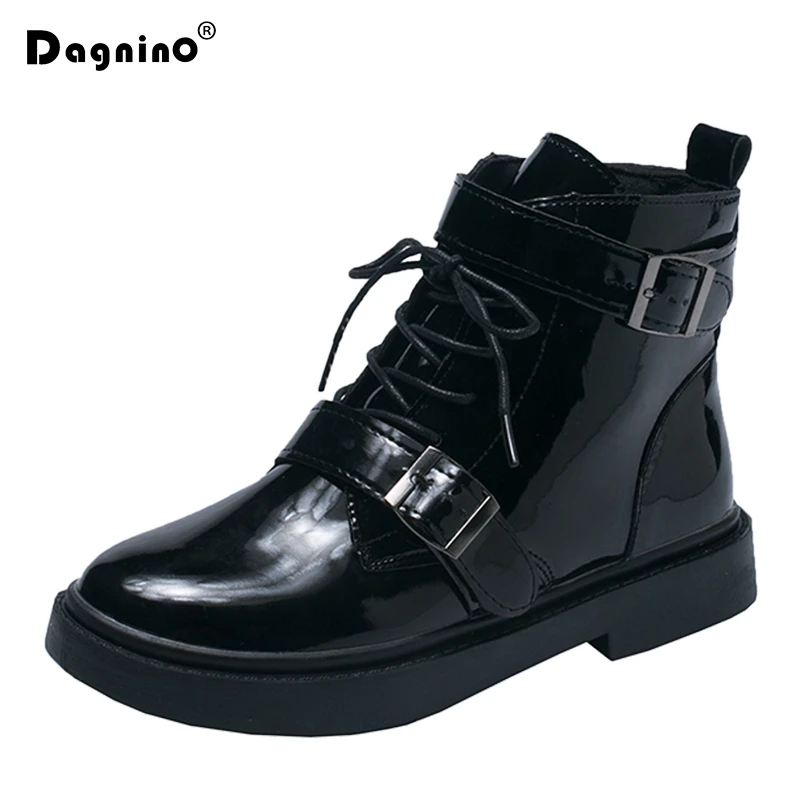 Женские ботинки Мартенс в байкерском стиле кожаные на молнии винтажные черные