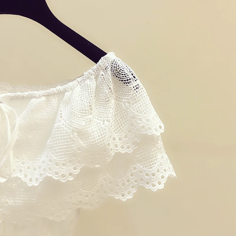 

2021 Summer Blouse New French Style Temperament Off-Shoulder Lace Ruffled Waist Trimming Shirt Women's Slimming Fashion Tops
