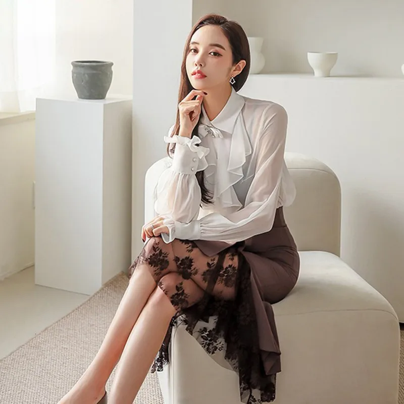 

2020 autumn winter Elegant women 2 Pieces sets Ruffle shirt Tops + Sheath Mermaid Skirts Stitching Lace Split Lady Skirt Suit