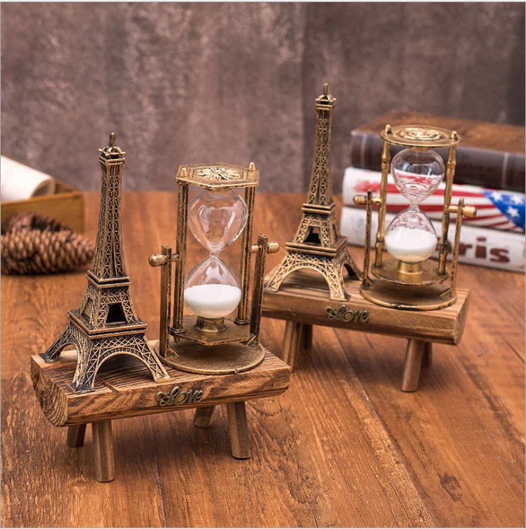 

DM 1pcs/Set European-Style Retro Iron Tower Star Light Pen Holder Decoration Ornaments Hourglass Quicksand Creative Student Gift