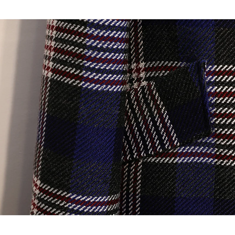 

2019 Women Coat Winter Plaid Jacket New Warm Woolen Blends Female Long Coat Single-breasted Wool Overcoat Elegant Outerwear P74