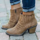 Женские ковбойские ботинки, плиссированные римские ботинки с цветочной вышивкой, короткие ботинки, Повседневная стильная модная обувь, 2021