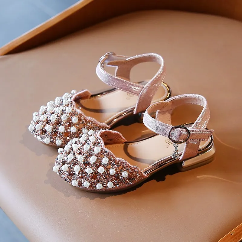 

Girls sandals Summer Princess 2021 summer new fashion spring children's soft bottoms in the large children's woven shoe bun head
