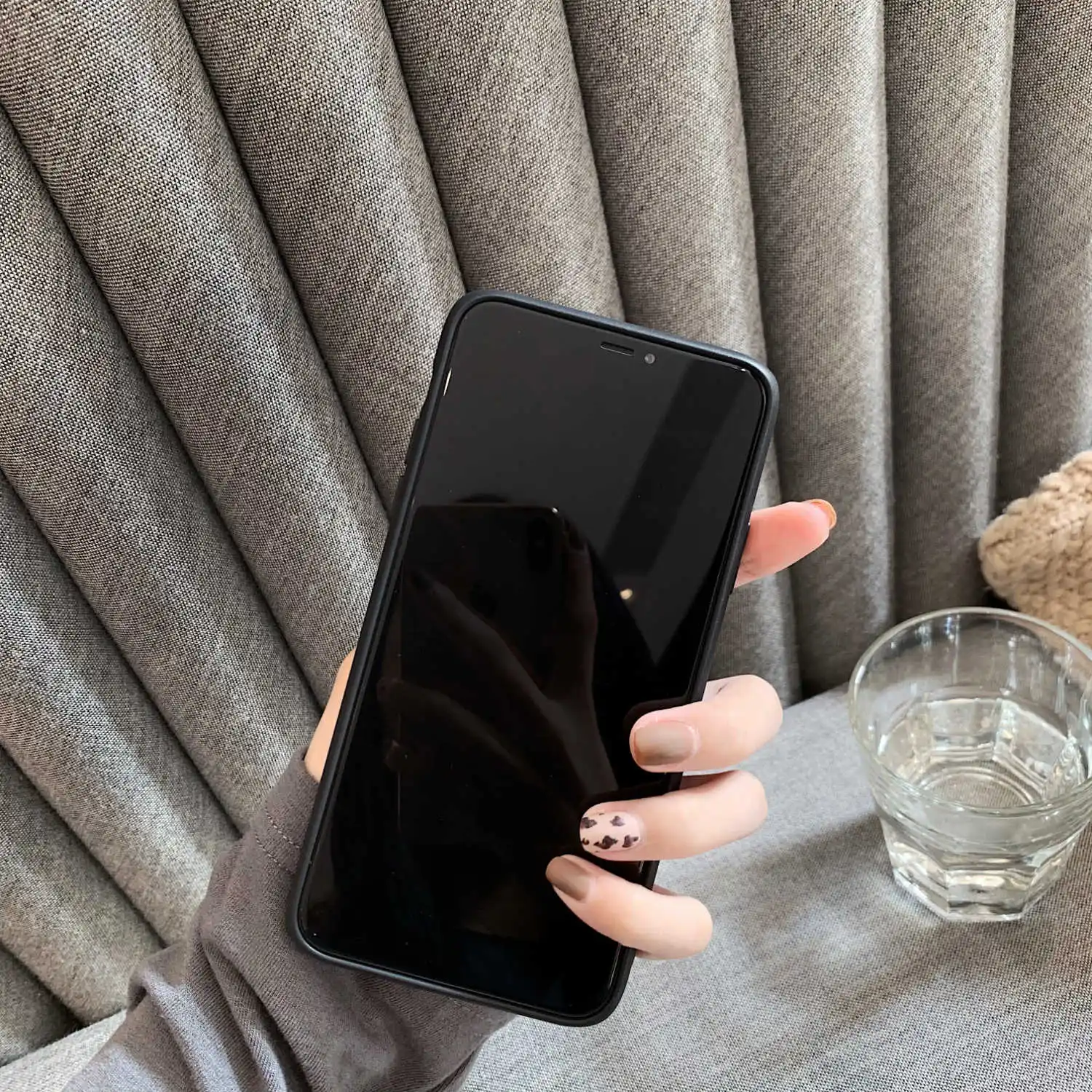 Solid color trend of luggage plating For iPhone 11 Max XR X iphone XS 7 8 6S 7Plus Cases Bear Concave convex antiskid case |