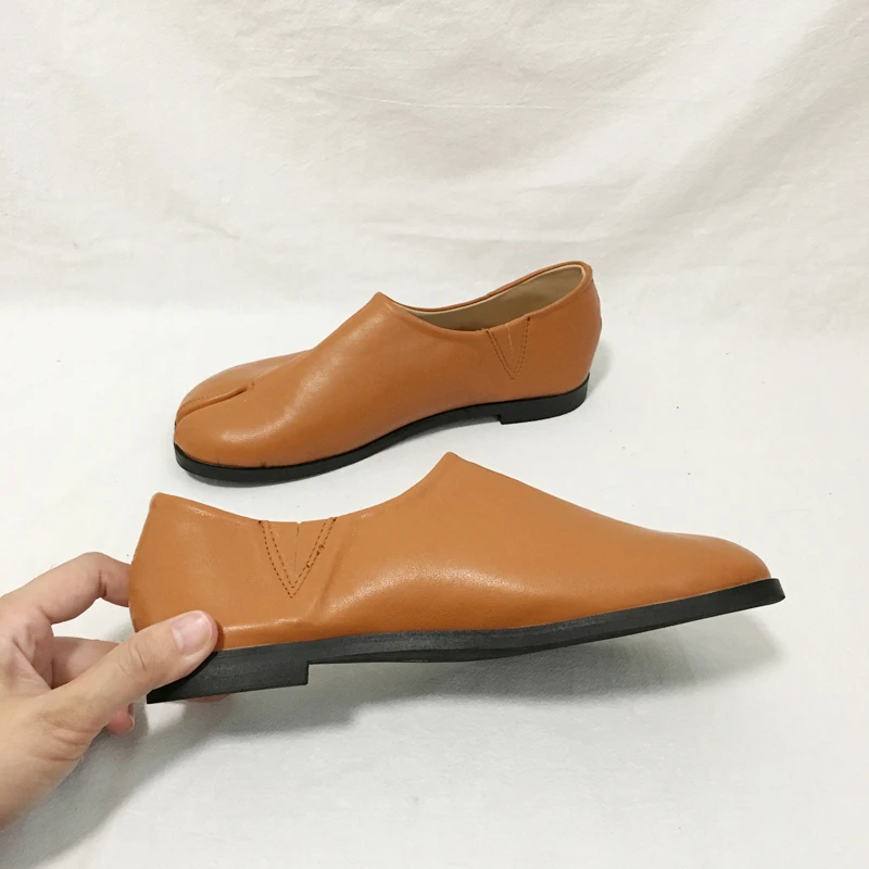 Tabi/туфли ниндзя Новинка 2019 года сезон осень Лоферы без застежки с раздельным