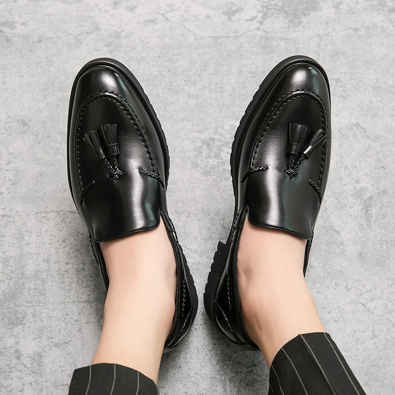 

Classic Men's Dress Shoes Soft Leather Men's Loafers Italian Style Men's Formal Shoes Comfortable Breathable Men's Driving Shoes