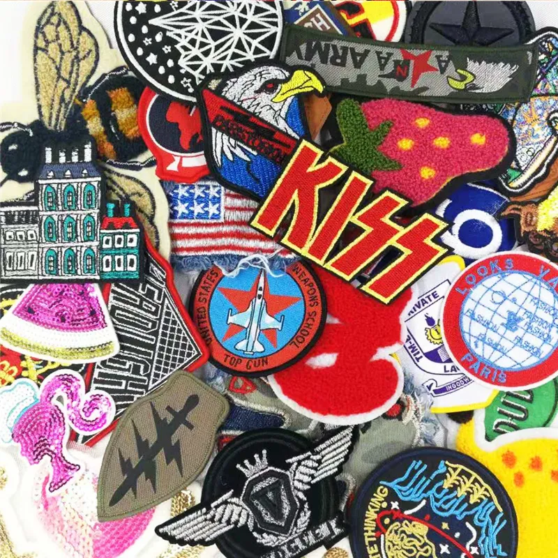 50pcs/lot Random Mix Iron On Badge Patches for Fashion Clothes Decoration DIY Apparel Fabric Stickers Backpack Sewing Appliques