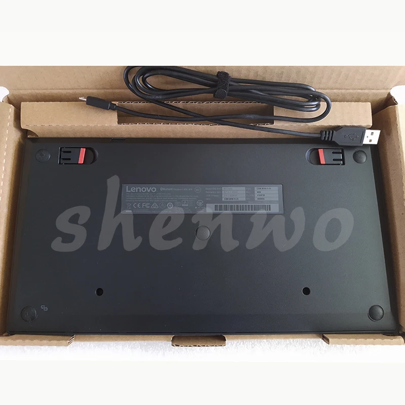 Ноутбук ThinkPad Беспроводная USB клавиатура с Bluetooth трекерной точкой KT 1255 03X8710