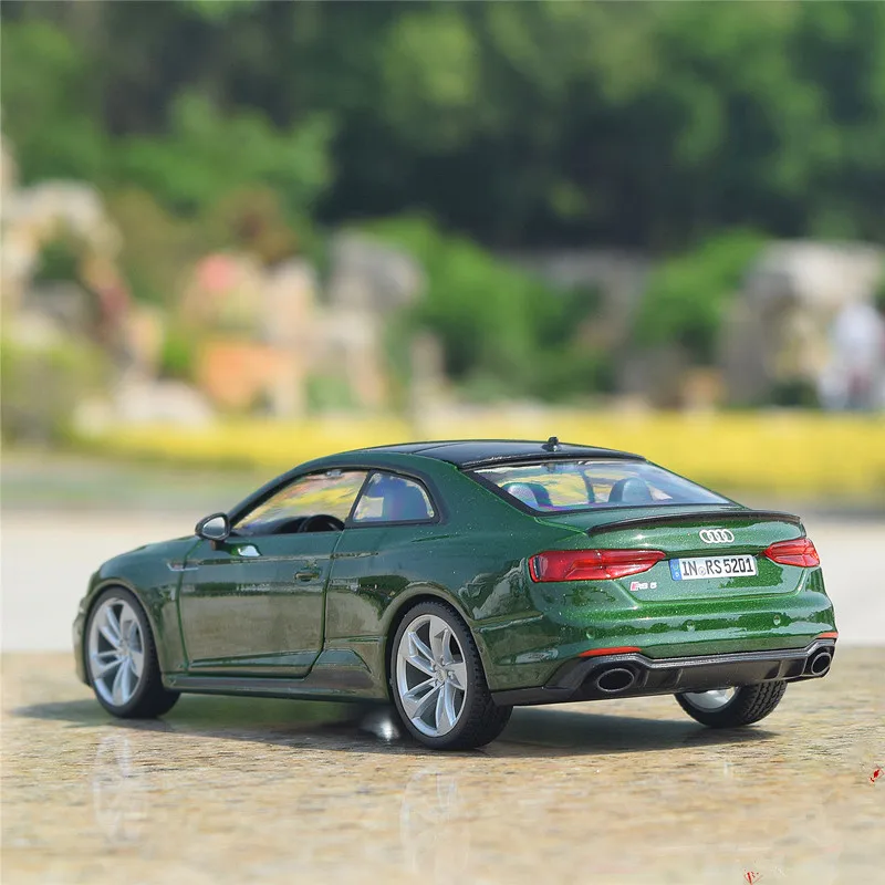 Bburago 1:24 Audi RS5 купе моделирование брелок для автомобильных ключей модель игрушки
