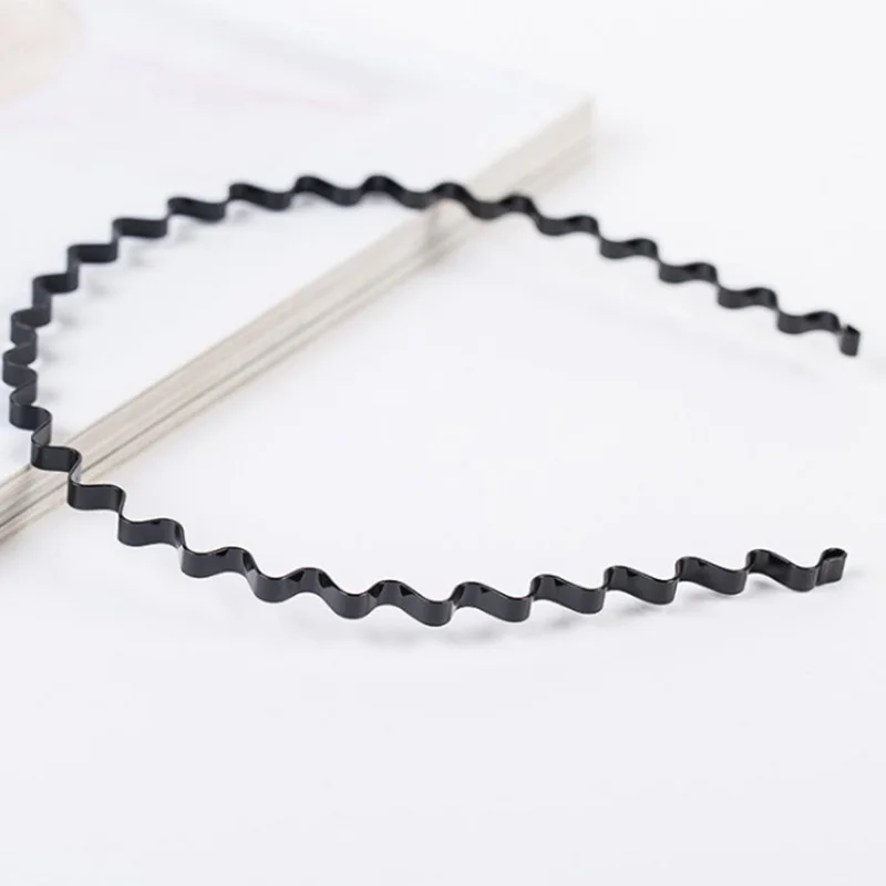 Ободок для волос Женский металлический черного цвета со спиралью Весна обруч