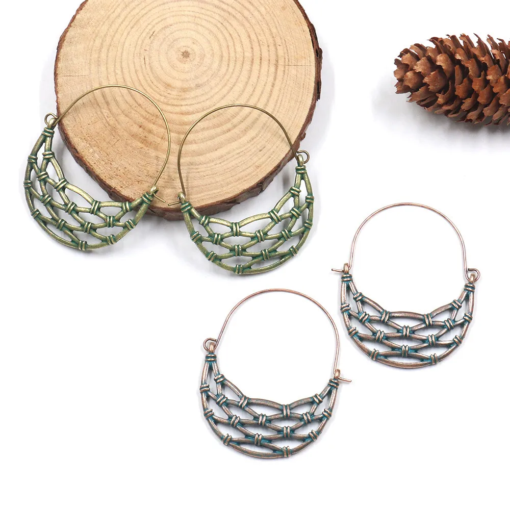 Крупные серьги подвески из металлического сплава Зеленого Цвета