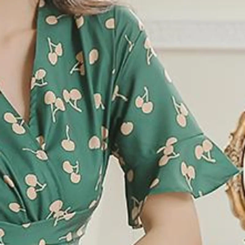 

Korean Vintage V Neck Short Sleeve Bohemian Dresses High Waist Print A Line Vestido De Mujer 2021 Summer Holiday Beach Long Robe