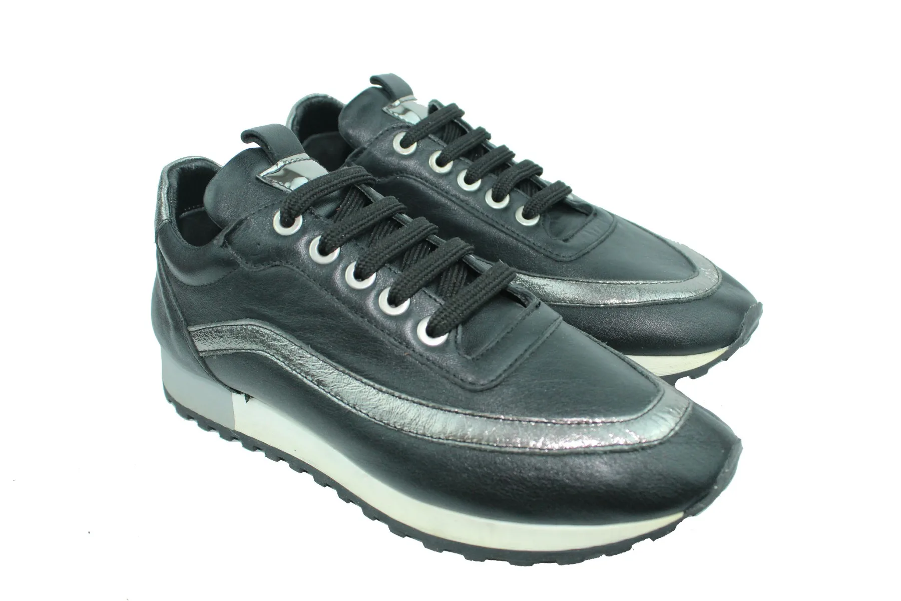

Женская черная обувь ZER Shoes