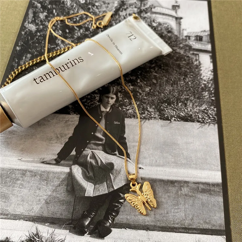 

POFUNUO Women Pure Silver Fashion 18K Gold Butterfly Pendant Necklace Pearl Chain Link Chain Chokers Niche Curb Chic Necklace