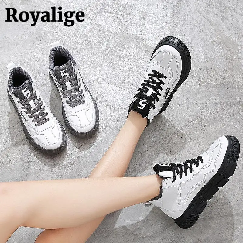 

Women Flat Shoes Ladies New Autumn High-Top White Shoes Women's Thick-Soled Retro Shoes Winter Plush Warm Casual Walking Shoes