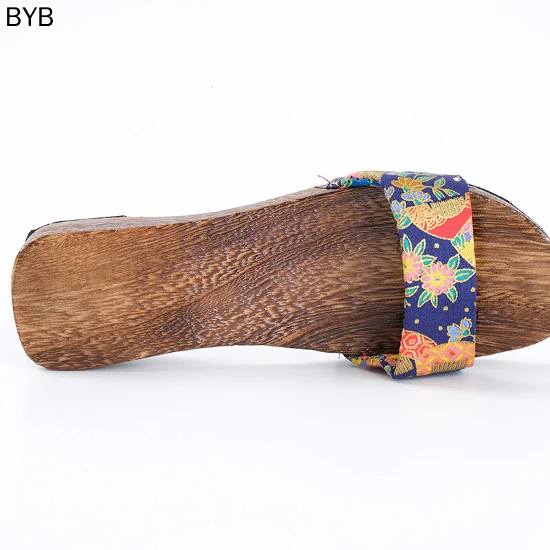 Woman Chinese Style Wooden Shoes Japanese Traditional Geta Clogs Flip Flops Bedroom Slippers Anime Cosplay Sauna Kimono Sandals |