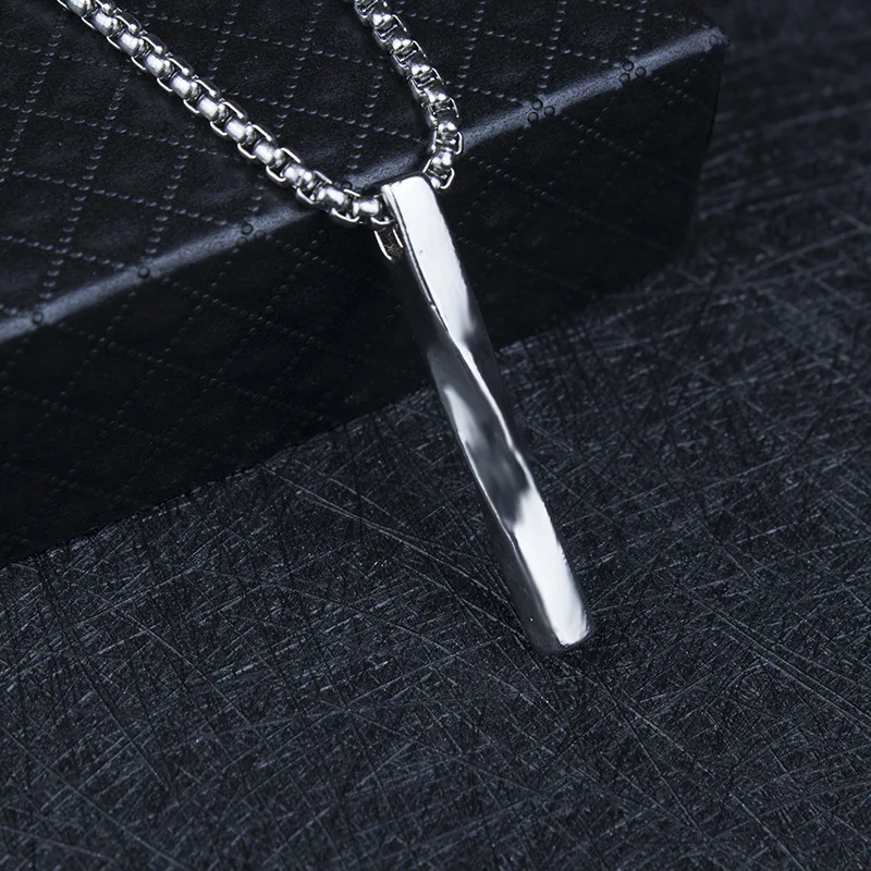 

Trendy Fashion Simple Long Chain Geometric Spiral Rectangle Men's Necklace Pendant Hip Hop Rock Wear Couple Necklace Gift