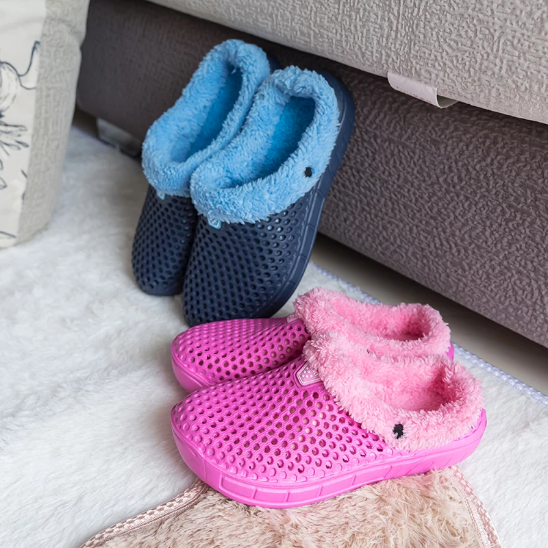 

Fur Slippers Men and Women Winter Slippers Warm Fuzzy Plush Garden Clogs Mules Slippers Home Indoor Couple Slippers Garden Shoes