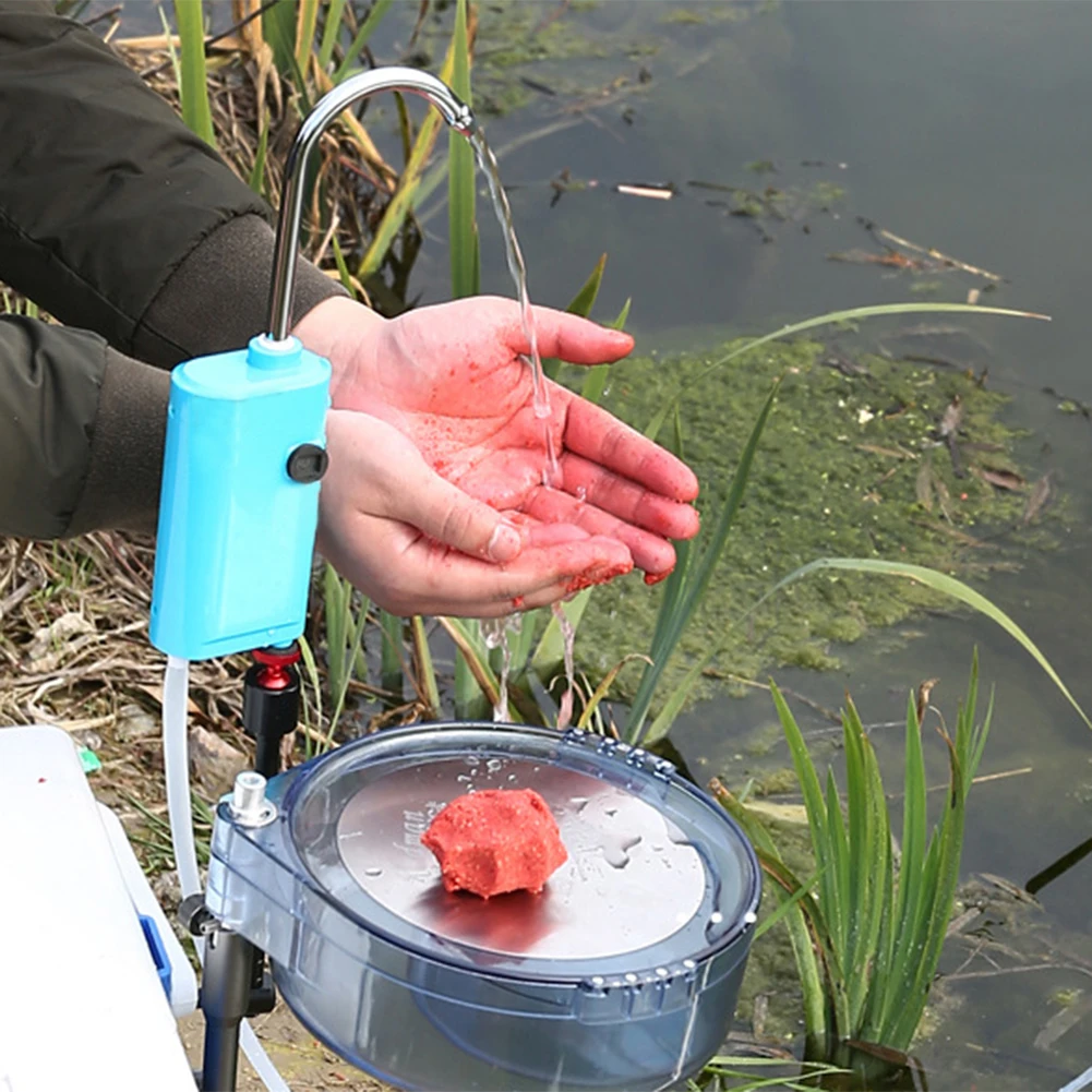 

Practical Outdoor Fishing Oxygen Pumping Portable Smart LED Light Fishing Air Pump Intelligent Induction Water Extractor