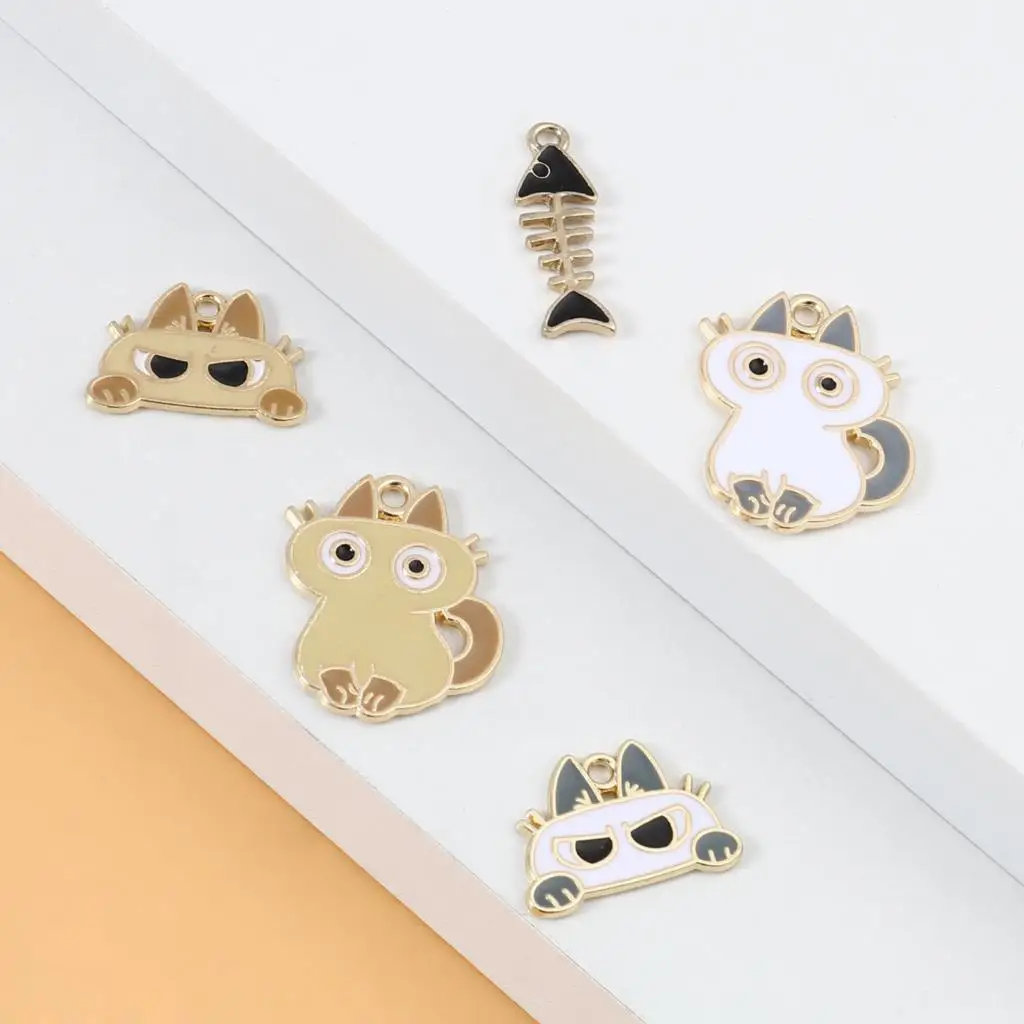 

10 PCs Cute Animal Charms Cat Fish Bone Gold Plated Multicolor Fish Bone Enamel Charm Pendants For Women Gifts Jewelry Making