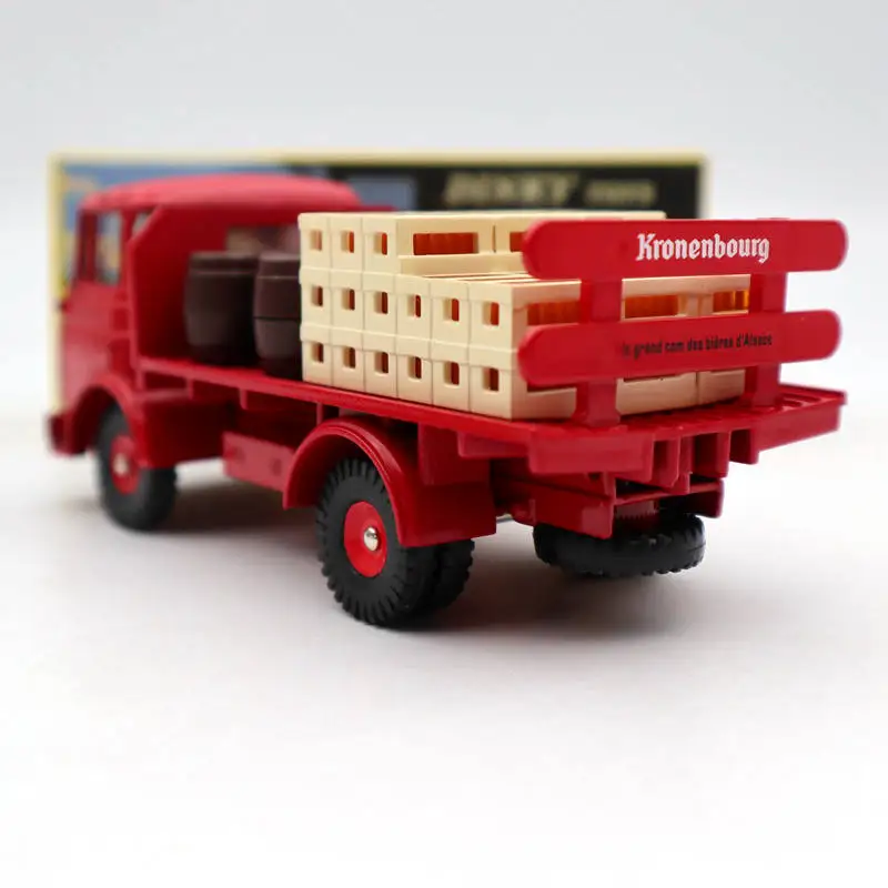 Атлас Dinky toys 588 Plateau Brasseur Berliet GAK Camion Red Diecast коллекция моделей| |