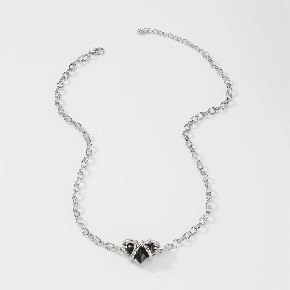 Новые модные панк готические шипы ожерелья с любовным сердцем для женщин