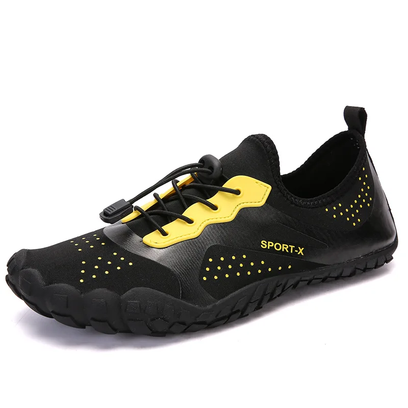 

2019 Men Barefoot Five Fingers Shoes Summer Water Shoes for Men Outdoor Lightweight Men Aqua Shoes Fitness Sports Sneakers