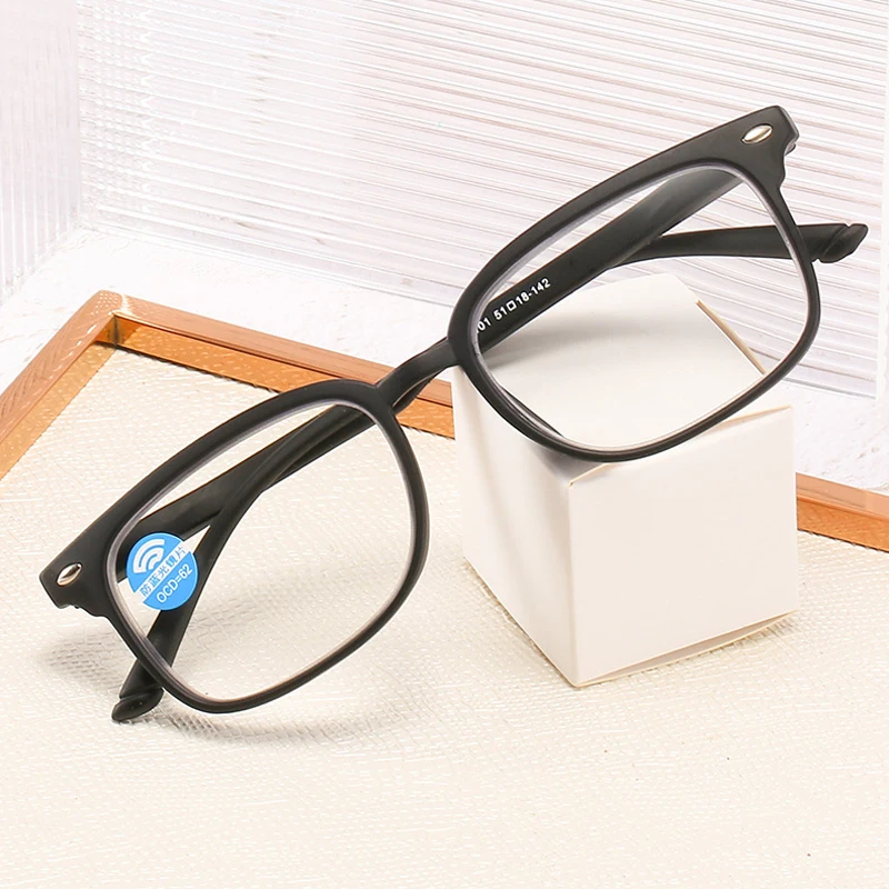 

iboode New Vintage Reading Glasses Men Women Anti Blue Light Presbyopic Eyeglasses Computer Goggle +1.0 1.5 2.0 2.5 3.0 3.5 4.0
