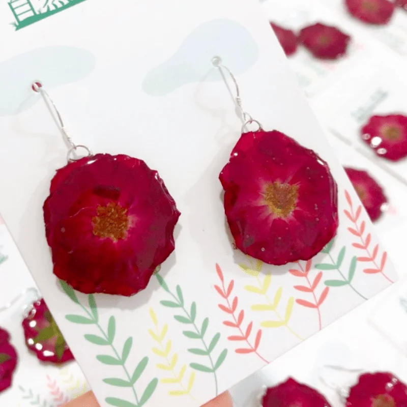 

1Pair Natural Dried Flower Earrings With Resin Covered Red Rose Women Earring Real Nature Rose Dry Flower Jewelry