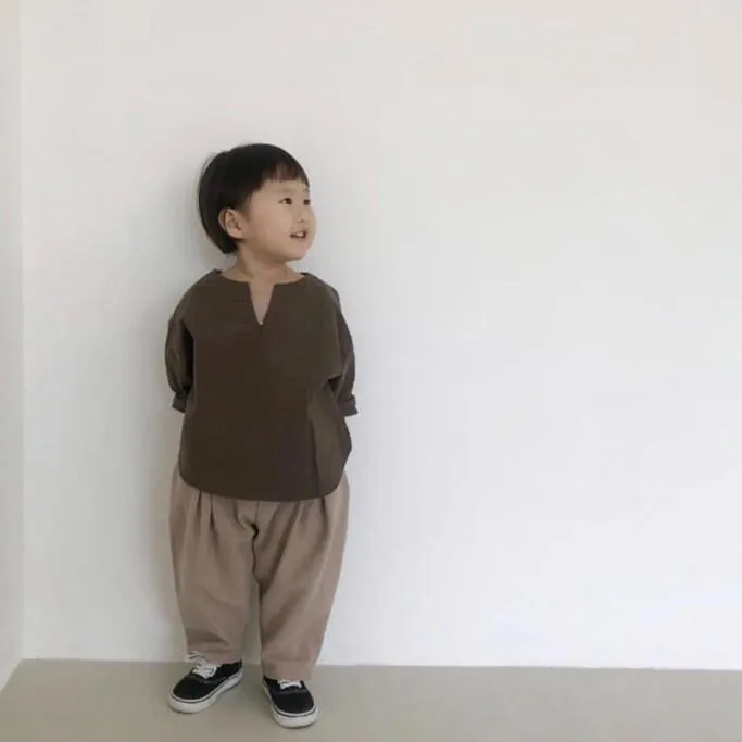 2019 корейская Осенняя детская хлопковая льняная рубашка с V образным вырезом и