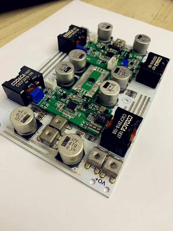 

High voltage 140V input DC-DC step-down power output 5V-56V / 25A-80A high efficiency battery charging