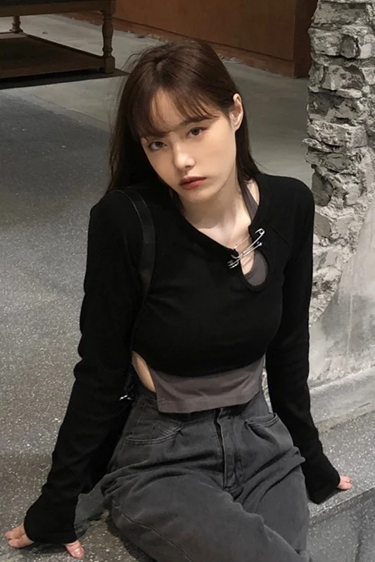 Женская короткая футболка с длинным рукавом облегающая весна-осень 2021 | одежда