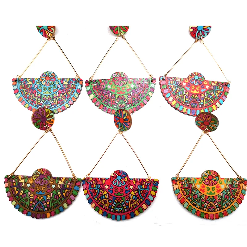 Деревянные серьги гвоздики в африканском стиле с цветочным