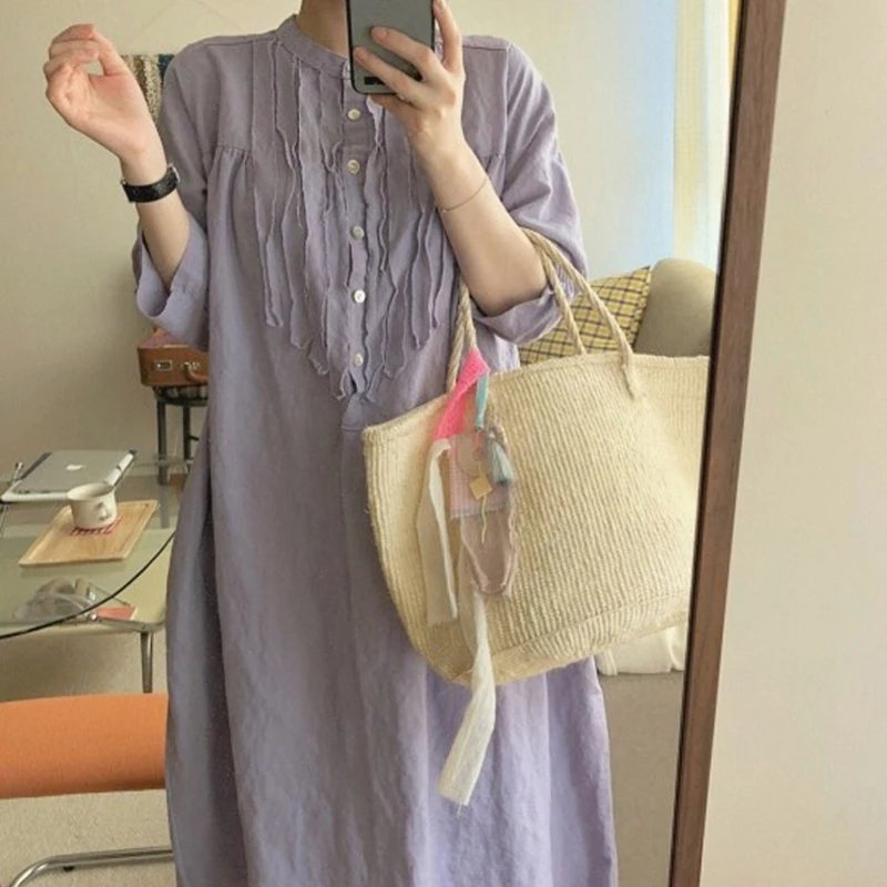 Женское платье с оборками фиолетовое винтажное на пуговицах длинным рукавом и