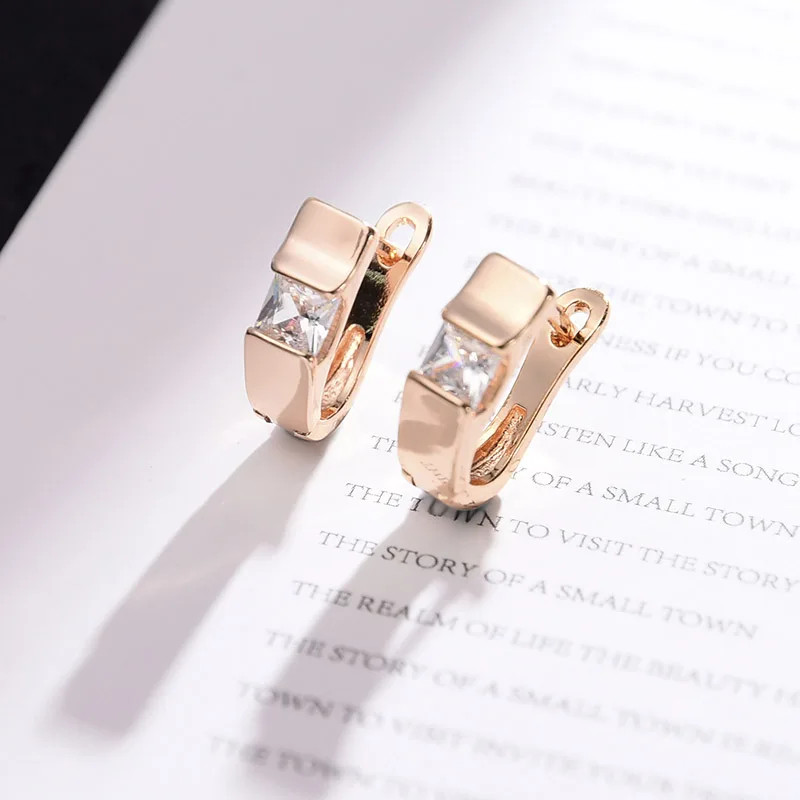 Gold MAIKALE корейские серьги AAA кубический цирконий квадратные серьги-гвоздики для женщин Темперамент Дикие Серьги серебряный цвет модные ювелирные изделия - Окраска металла: Gold